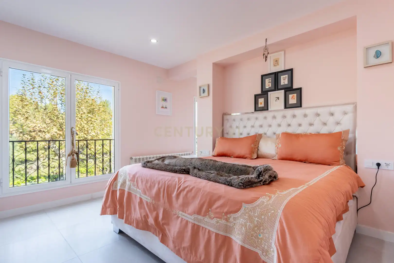 Villa con terrazza in vendita a REINES, imagen 7