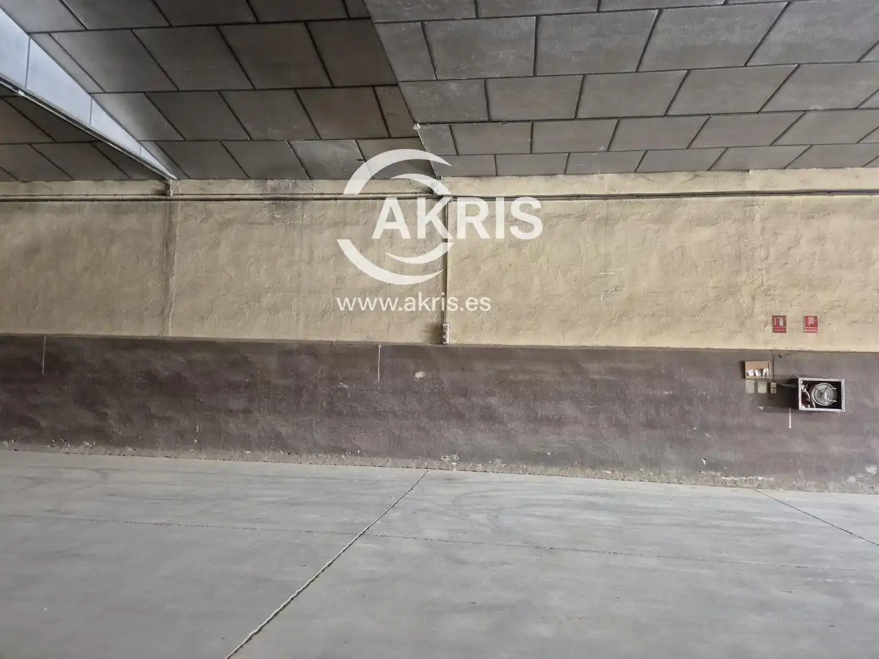 Industrial building to rent in Río Jarama, imagen 2