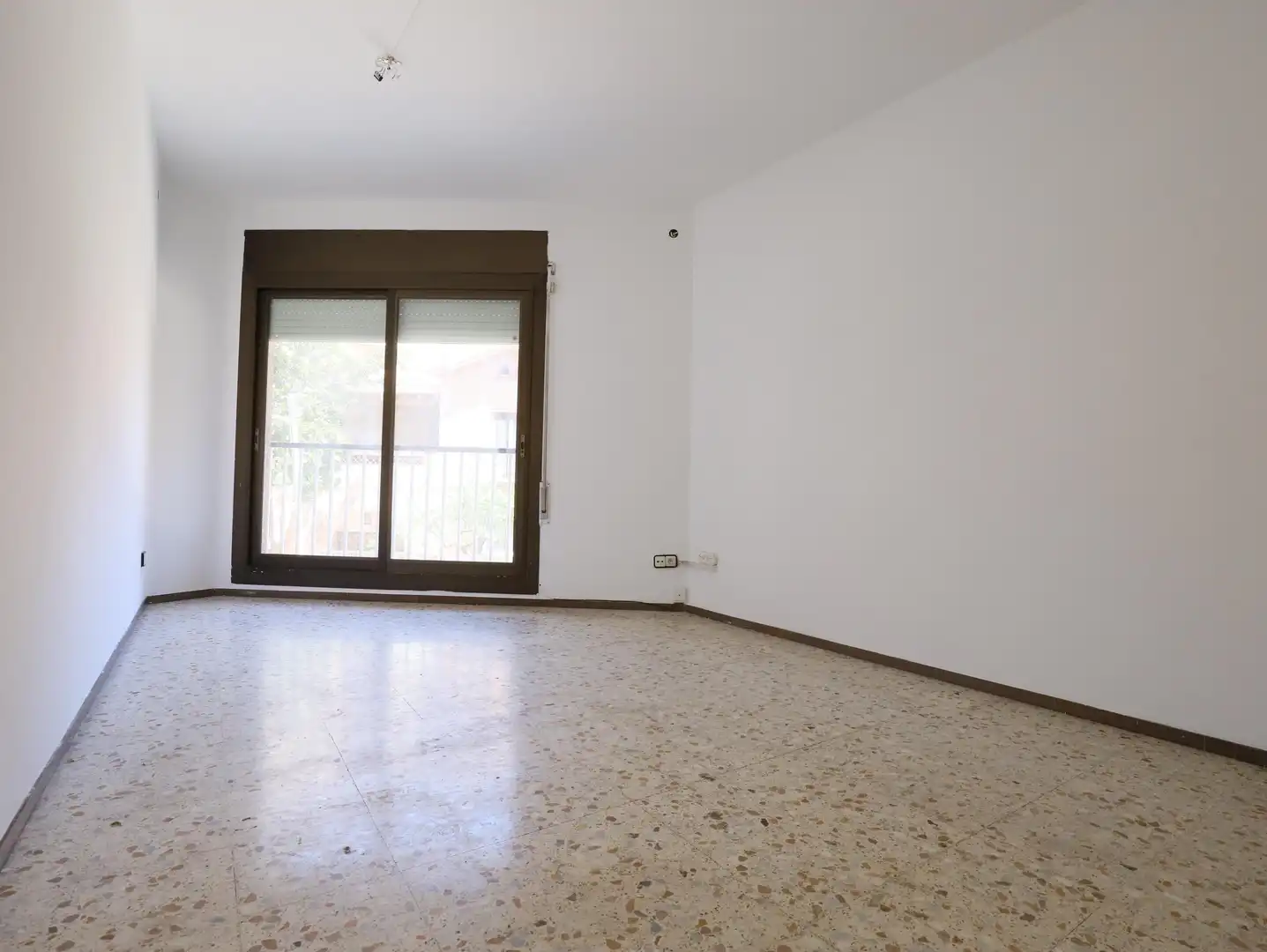 Piso en venta en Esplugues de Llobregat con Balcón