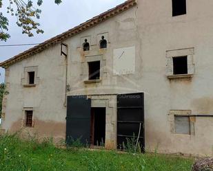 Vista exterior de Finca rústica en venda en Caldes de Malavella amb Jardí privat