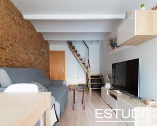 Sala d'estar de Dúplex en venda en  Barcelona Capital