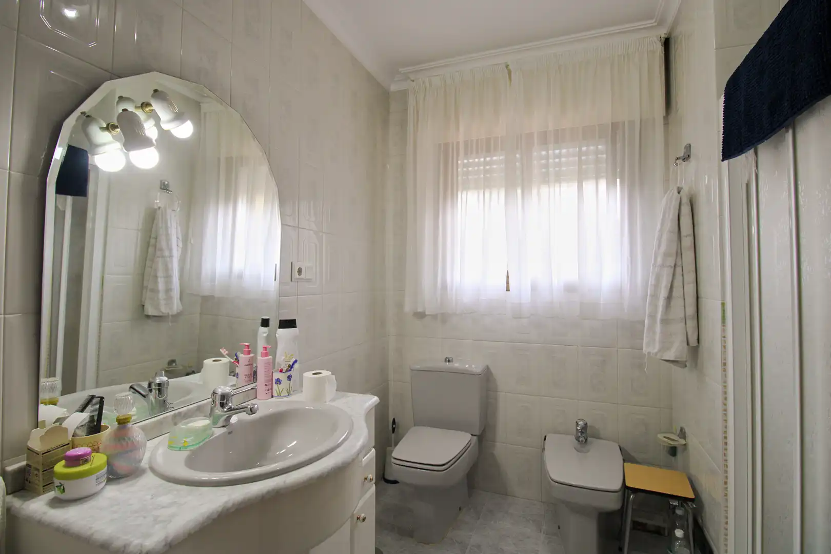 Baño de Casa o chalet en venta en Alhaurín de la Torre con Aire acondicionado, Calefacción y Jardín privado