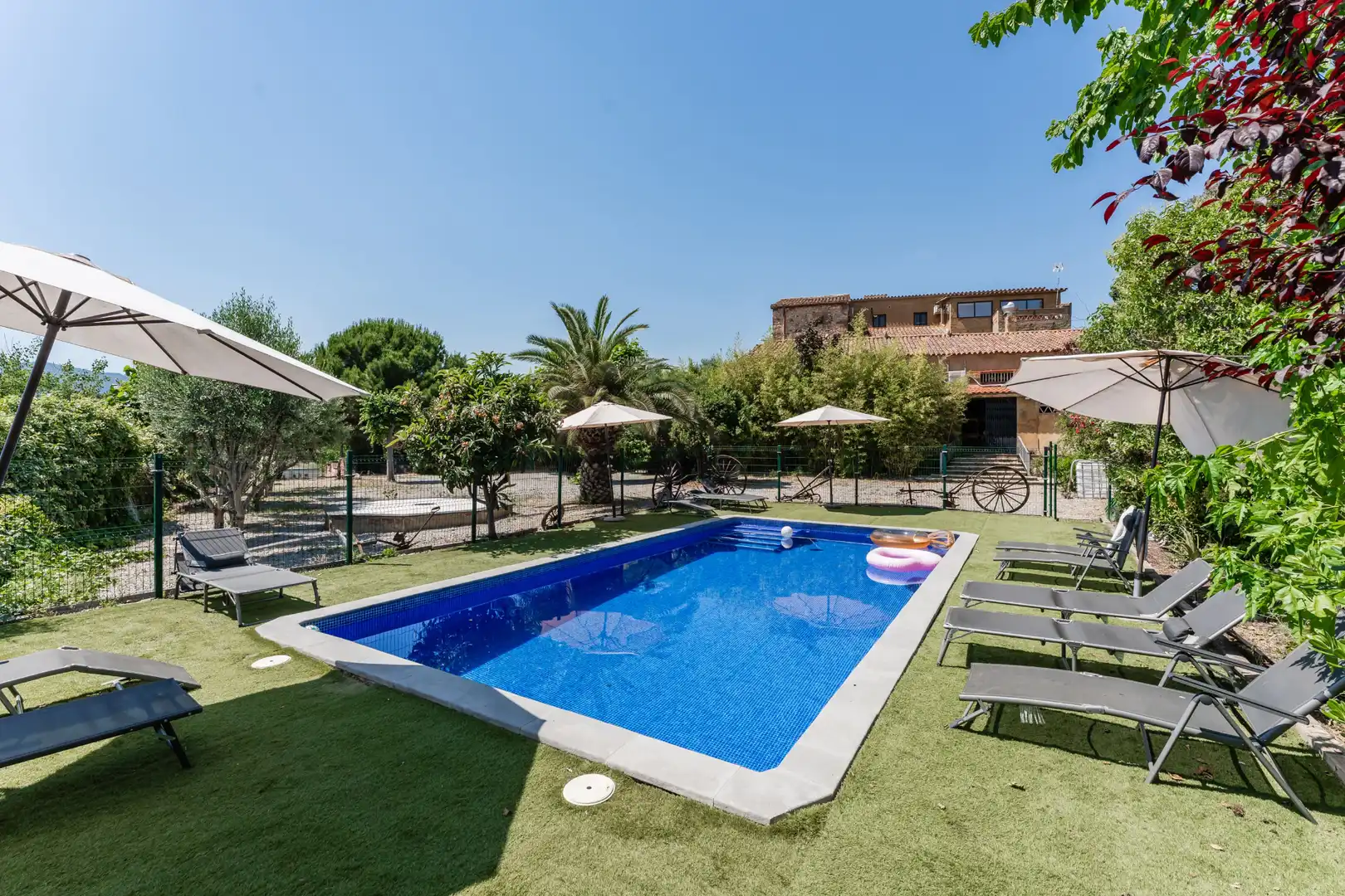 Piscina de Casa o xalet en venda en Bigues i Riells del Fai amb Aire condicionat, Calefacció i Jardí privat