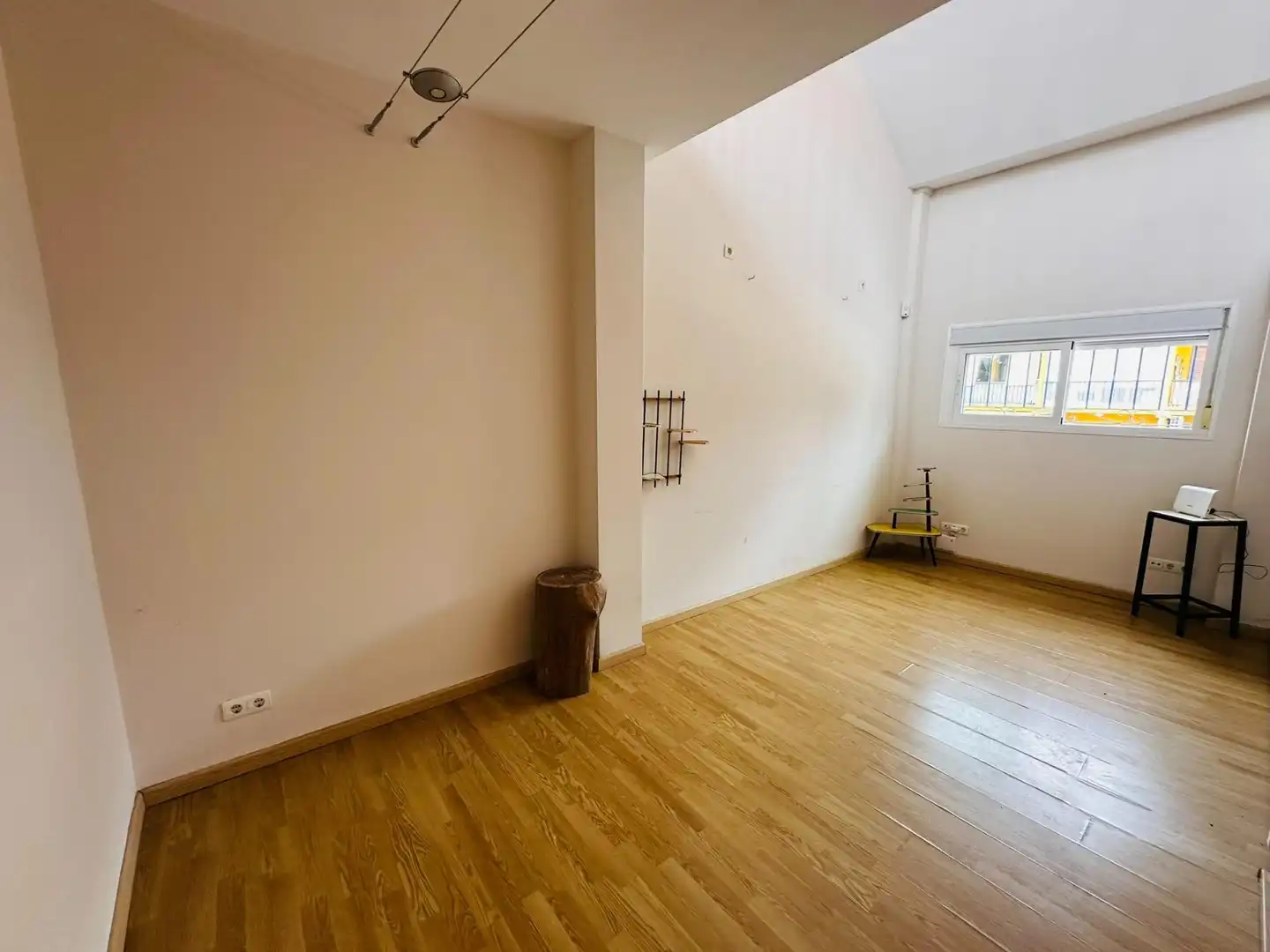 Casa adosada en venda en Málaga amb Terrassa i Alarma