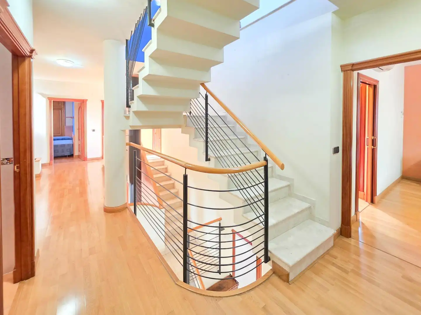 Casa adosada en venta en Jaén con Aire acondicionado, Calefacción y Jardín privado