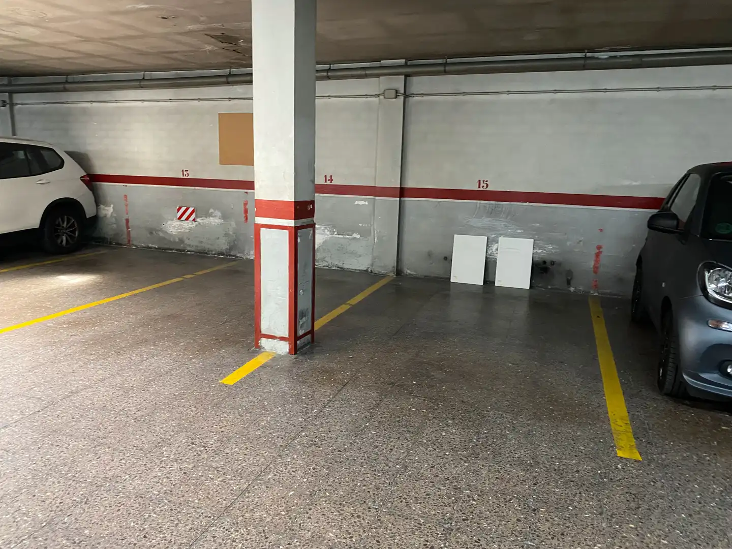 Garage zur Miete in N/A, -1, Barri del Centre