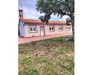 Exterior view of Single-family semi-detached for sale in Sobrado (A Coruña)