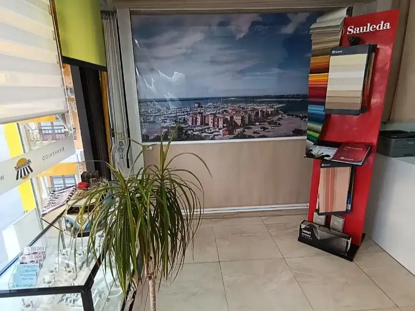 Local en traspaso en Torrevieja con Aire acondicionado