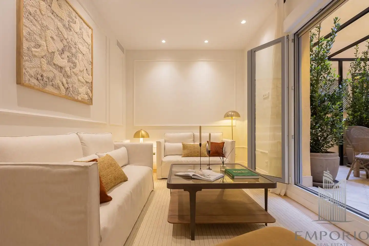 Wohnzimmer von Wohnung zum Verkauf in Madrid mit Klimaanlage, Heizung und Terrasse