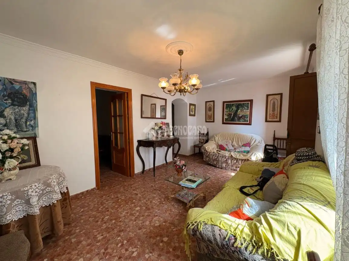 Sala de estar de Casa adosada en venta en Ardales con Terraza, Amueblado y Balcón