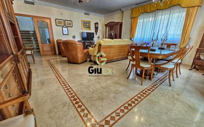 Living room of House or chalet for sale in Cáceres Capital  with Air Conditioner and Terrace