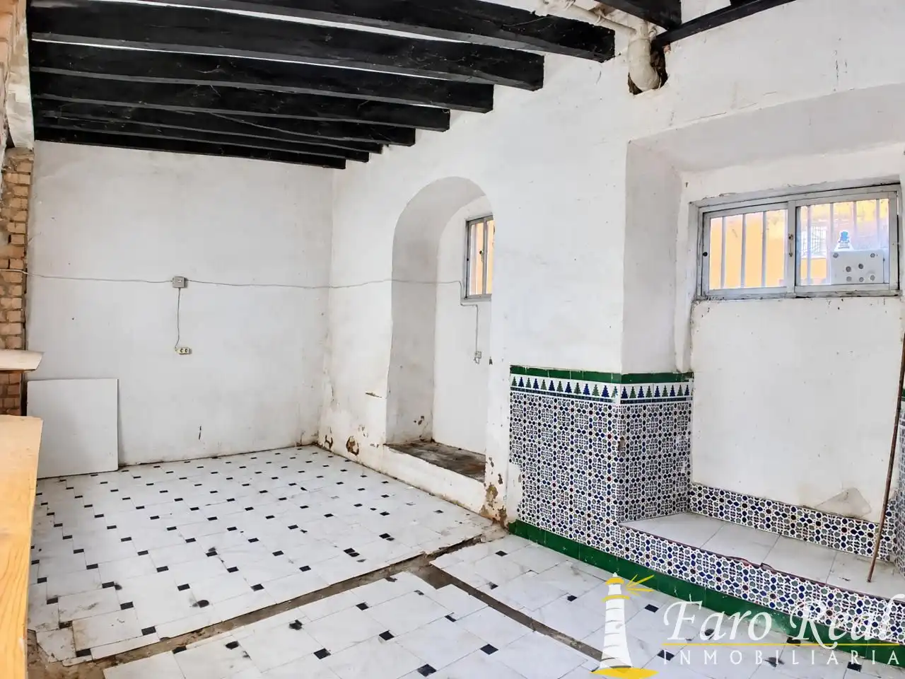 Bajo en venta en Centro - Calzada - Cabo Noval, imagen 5