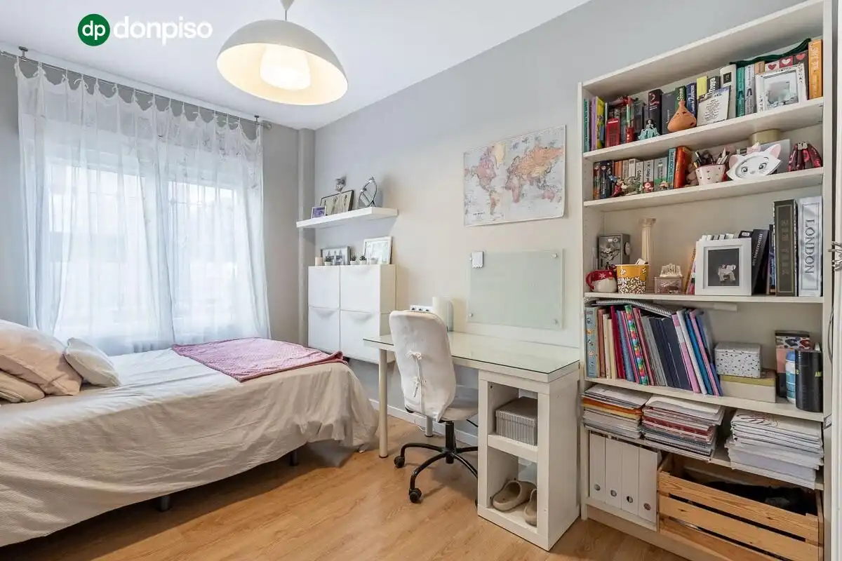 Habitación de Piso en venta en Genil