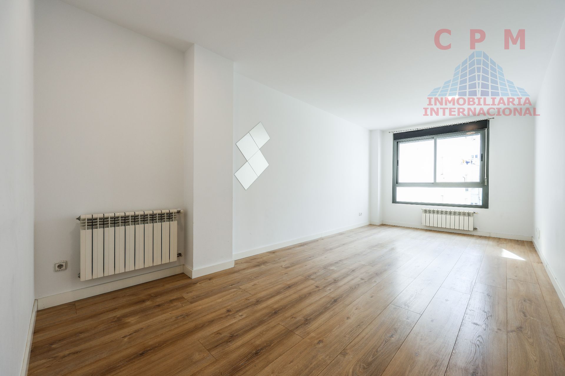 Bedroom of Flat to rent in  Madrid Capital  with Air Conditioner, Heating and Parquet flooring