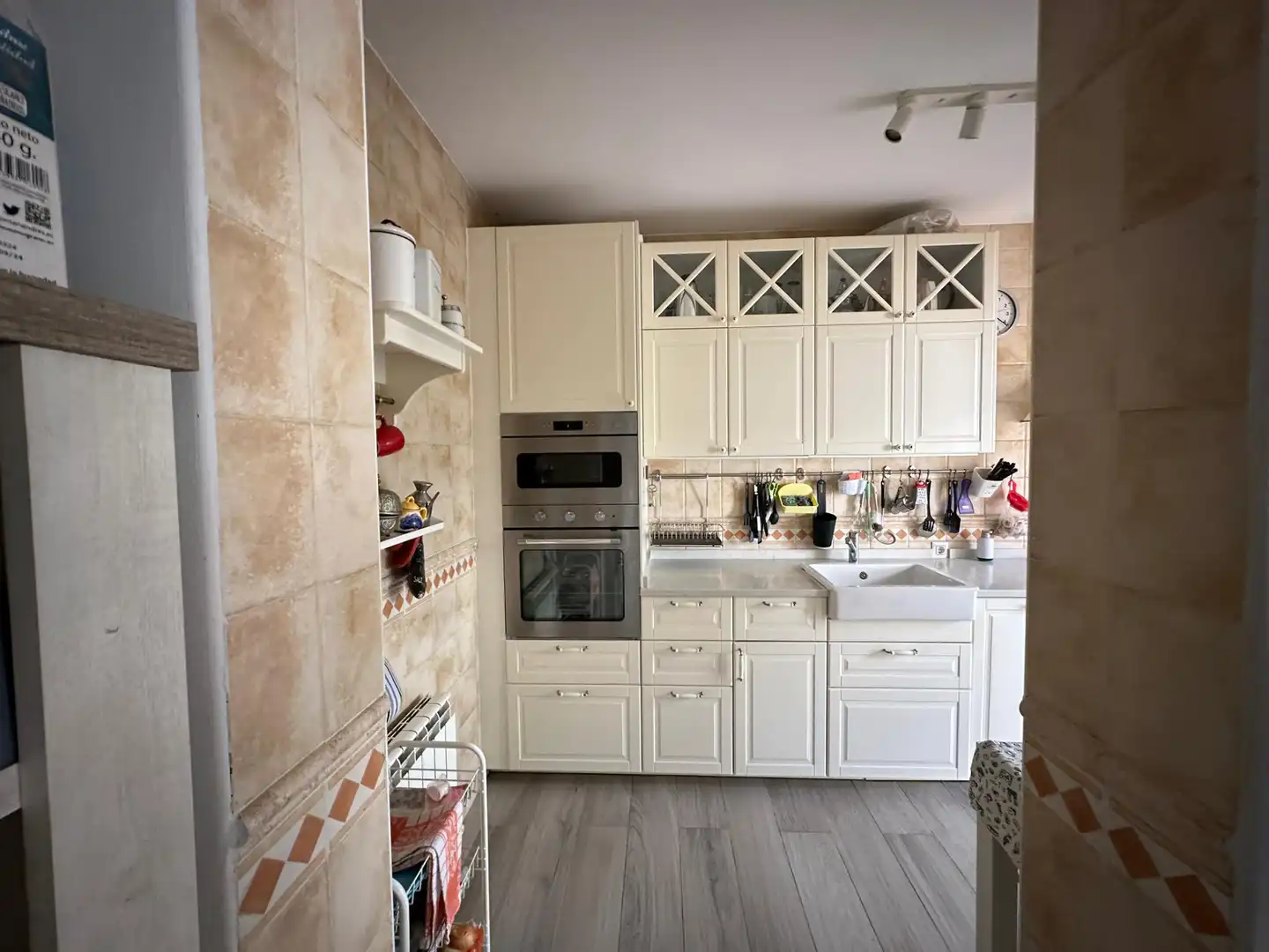 Cocina de Casa o chalet en venta en Sevilla la Nueva con Aire acondicionado, Calefacción y Jardín privado