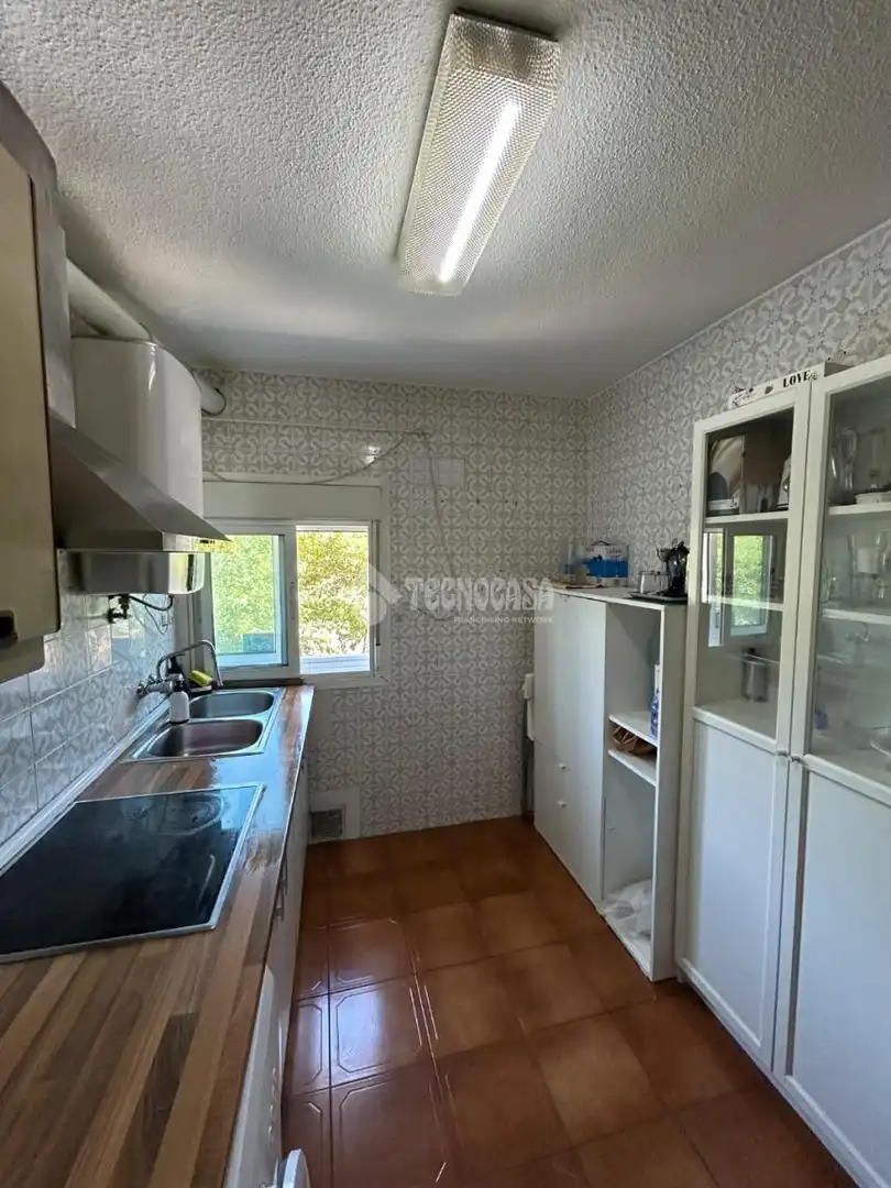 Kitchen of Flat for sale in Coslada  with Heating