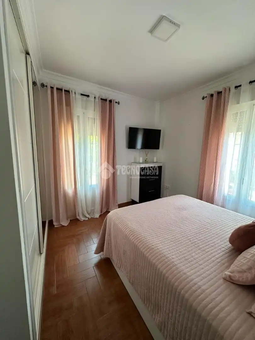Dormitori de Pis en venda en Arcos de la Frontera amb Aire condicionat i Balcó