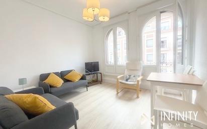 Living room of Flat for sale in Bilbao   with Heating, Oven and Washing machine