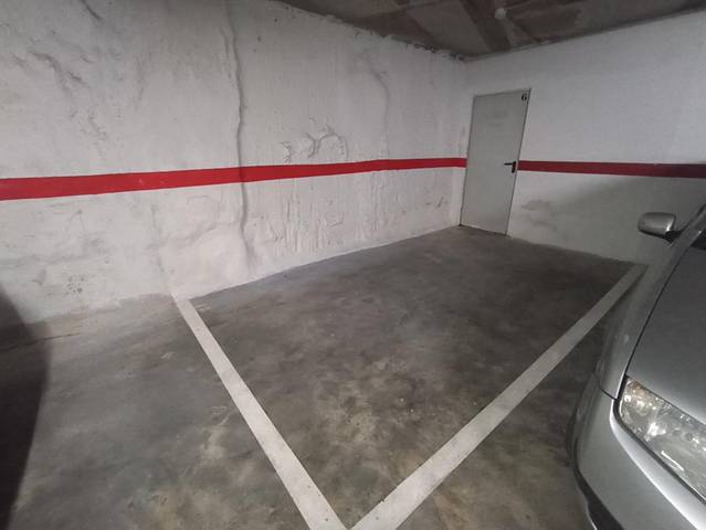 Garaje en Alquiler en del President Lluís Companys, 36 en Avinguda Catalunya