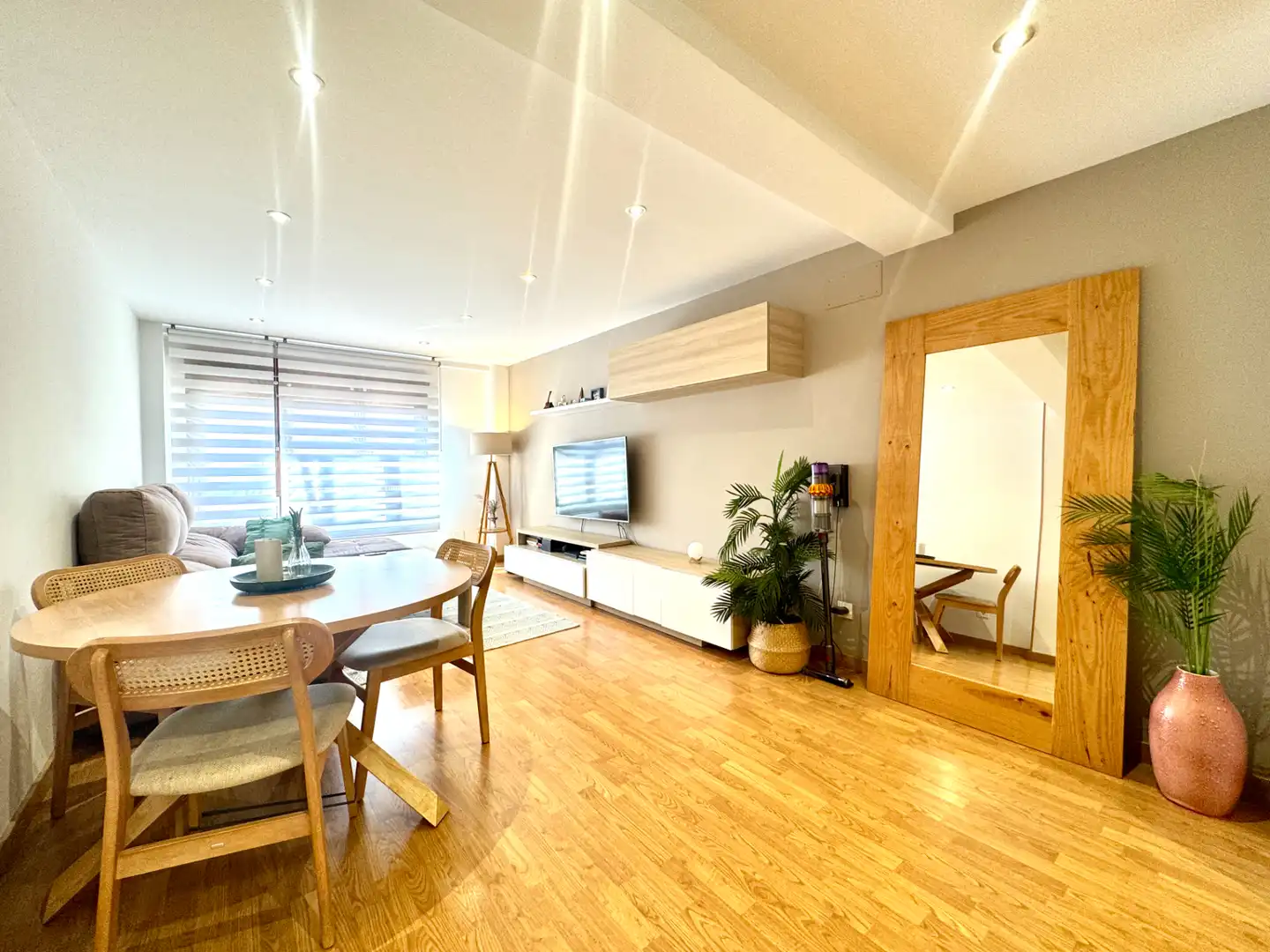 Sala de estar de Piso en venta en Gijón  con Calefacción, Parquet y Horno