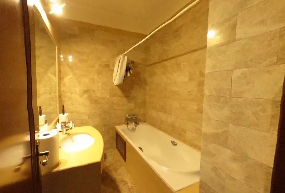 Bathroom of Houses for sale in Málaga  with Air Conditioner, Private garden and Terrace