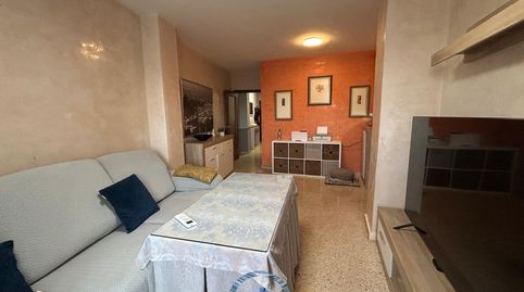 Foto 2 de Piso en venta en Avenida de Europa, Montequinto