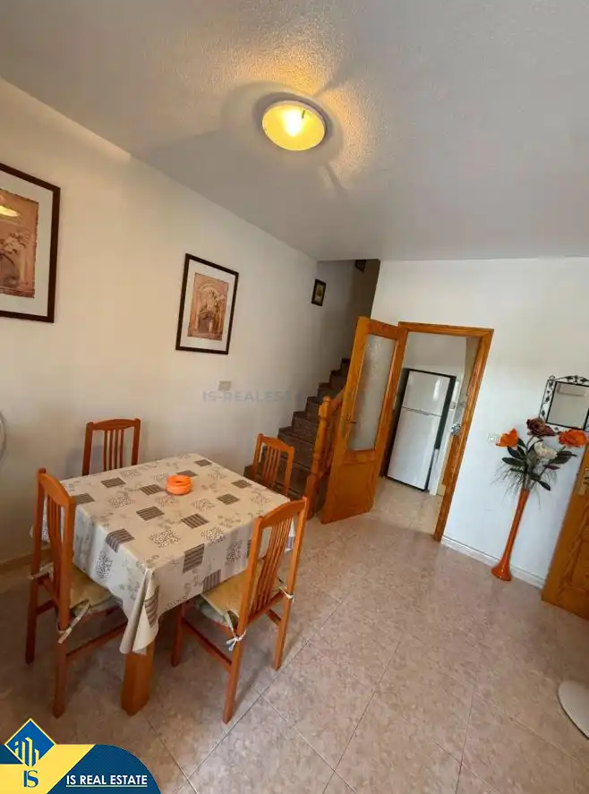 Casa con piscina en venta en Zona Carrefour - Urbanizaciones, imagen 10