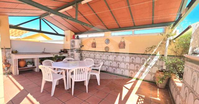 Ático en Venta en Calle Mahler en Santa Cristina - San Rafael