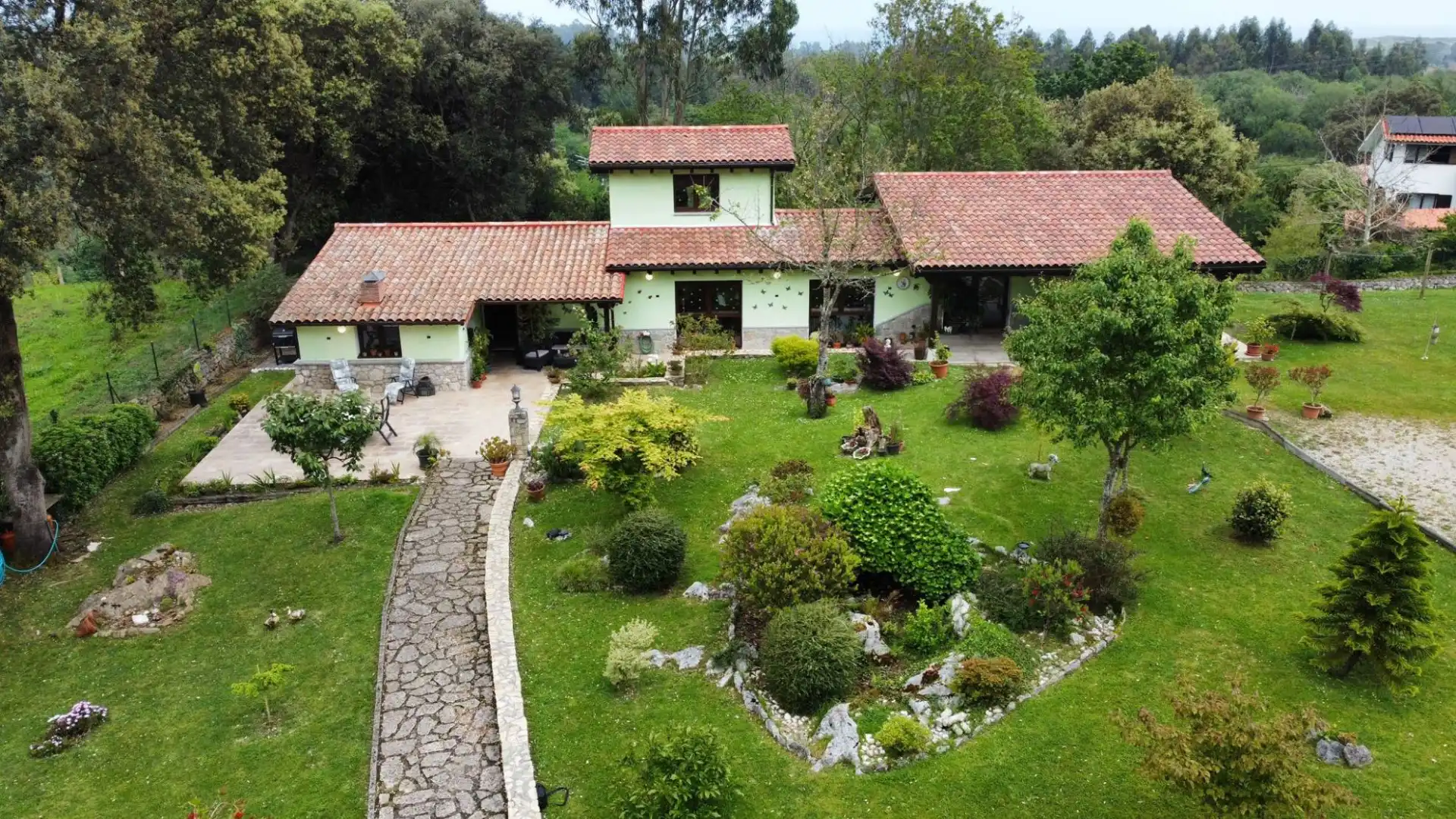 Jardín de Casa o chalet en venta en Llanes con Calefacción, Jardín privado y Terraza