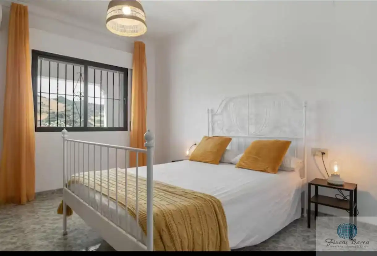 Habitación de Finca rústica en venta en Montecorto con Aire acondicionado, Terraza y Trastero