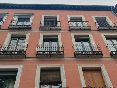 Exterior view of Apartment for sale in  Madrid Capital  with Heating