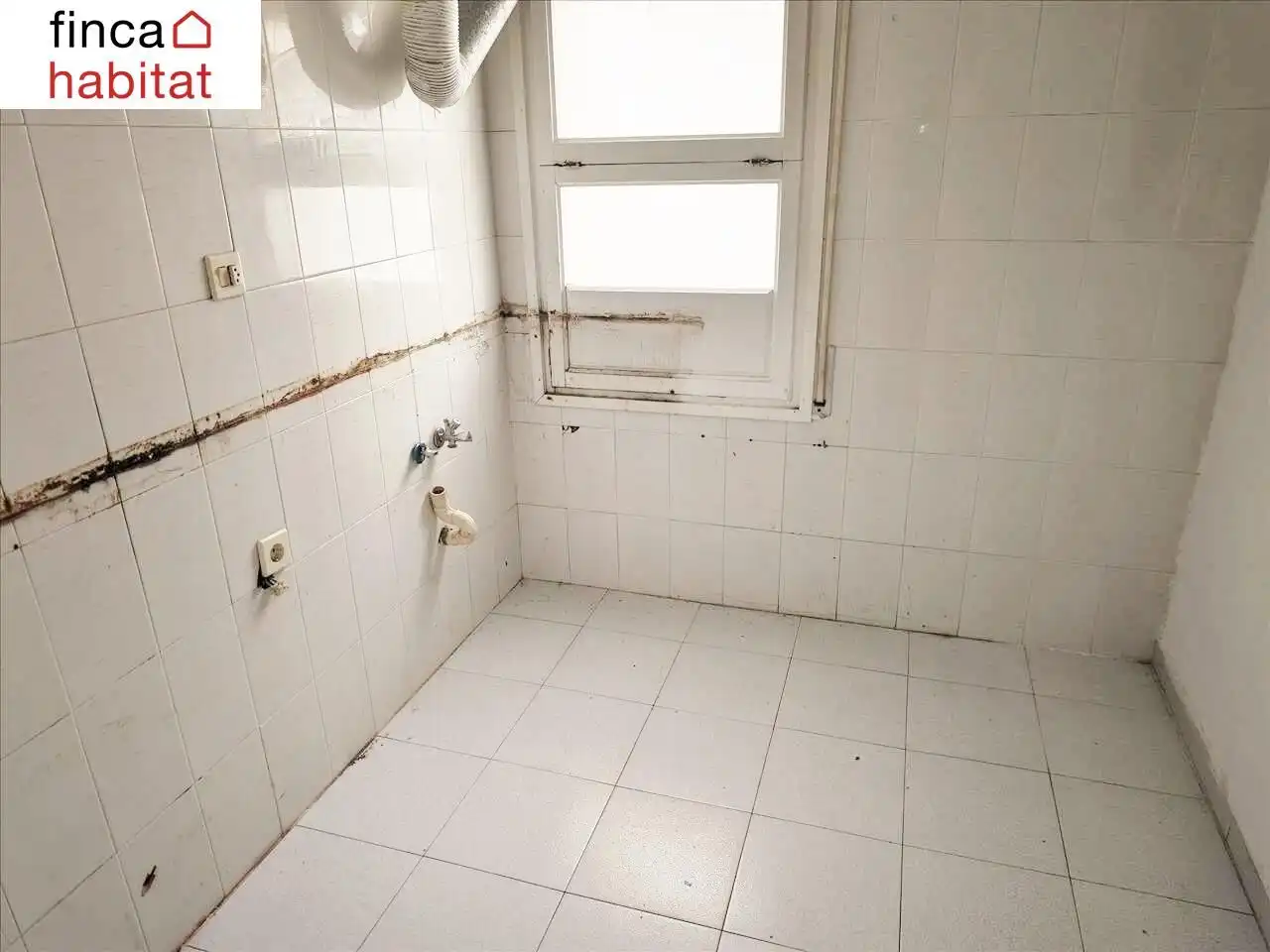 Baño de Apartamento en venta en Roses con Terraza y Balcón