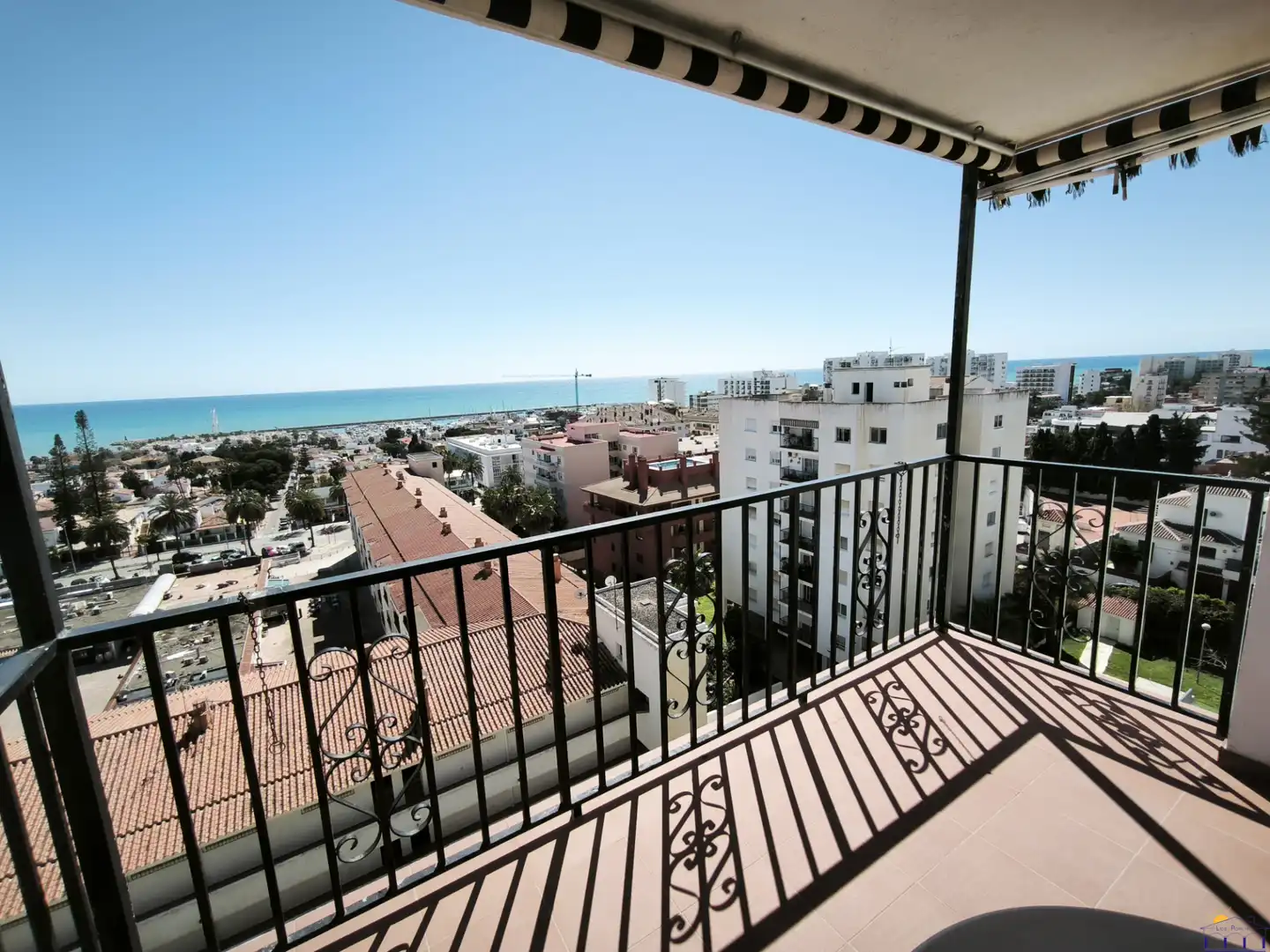 Habitación de Apartamento en venta en Benalmádena con Aire acondicionado, Calefacción y Terraza