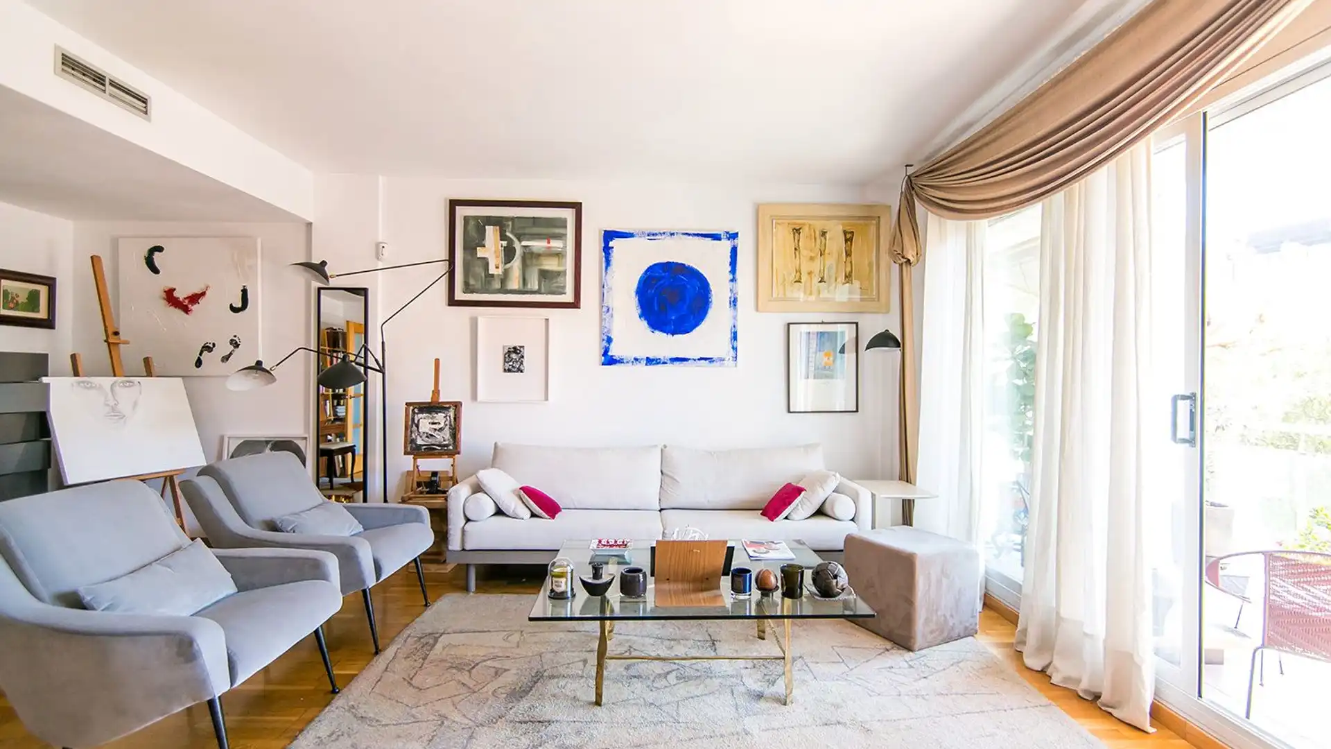 Living room of Flat for rent in Esplugues de Llobregat  with Air Conditioner, Heating and Private garden