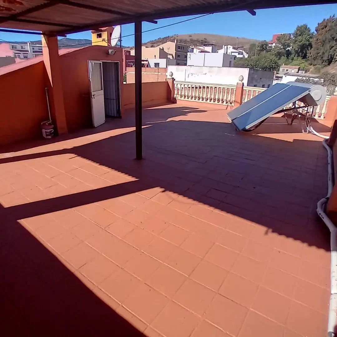 Casa adosada en venta en Algeciras, Cádiz