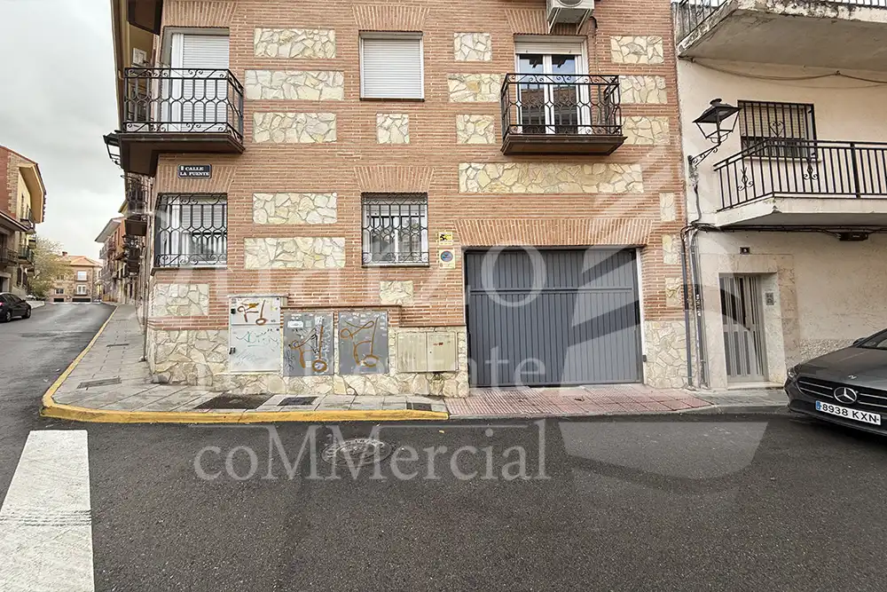 Außenansicht von Garage zum Verkauf in Humanes de Madrid