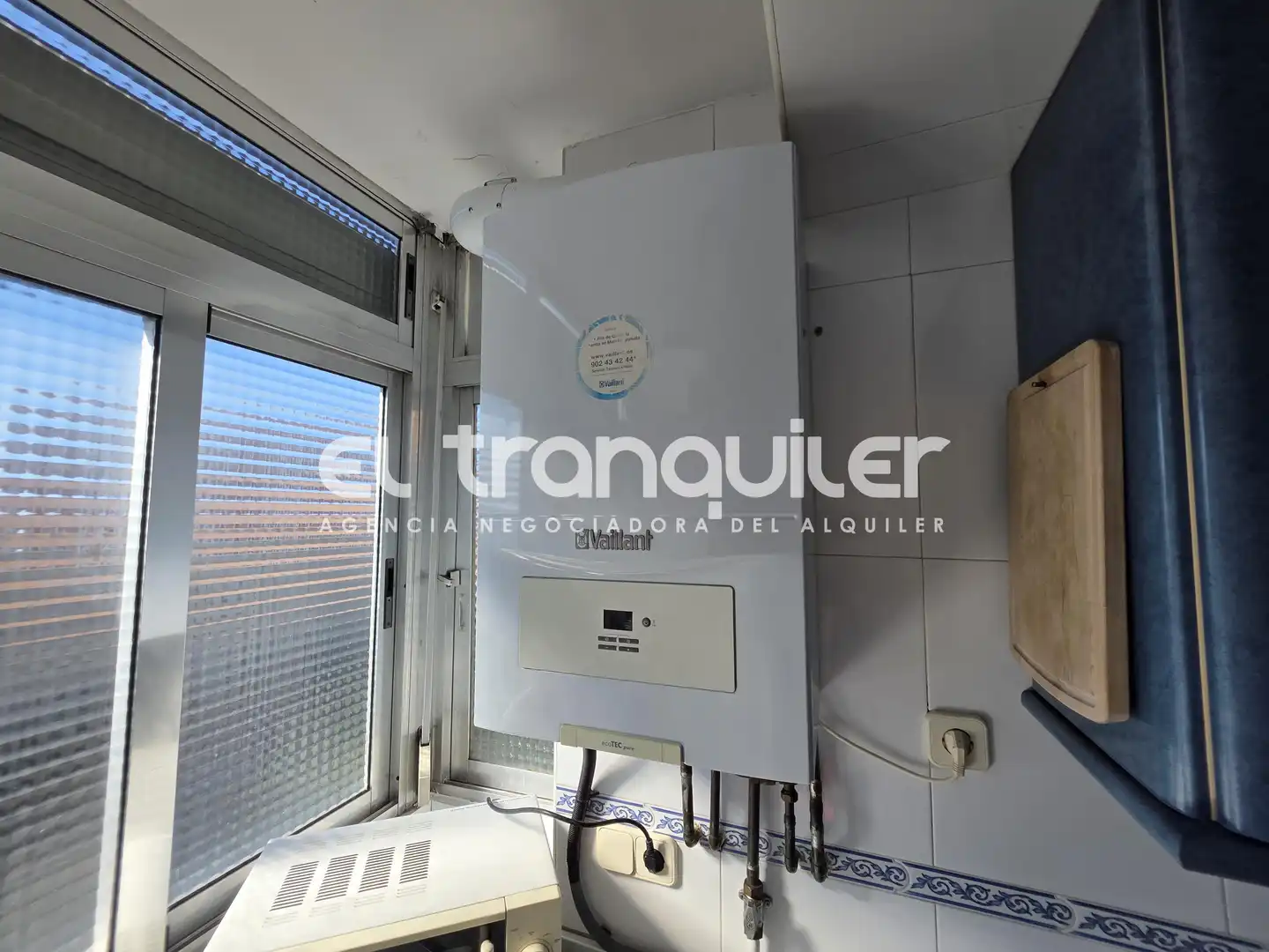 Kitchen of Flat for rent in Madrid  with Air Conditioner, Terrace and Furnished