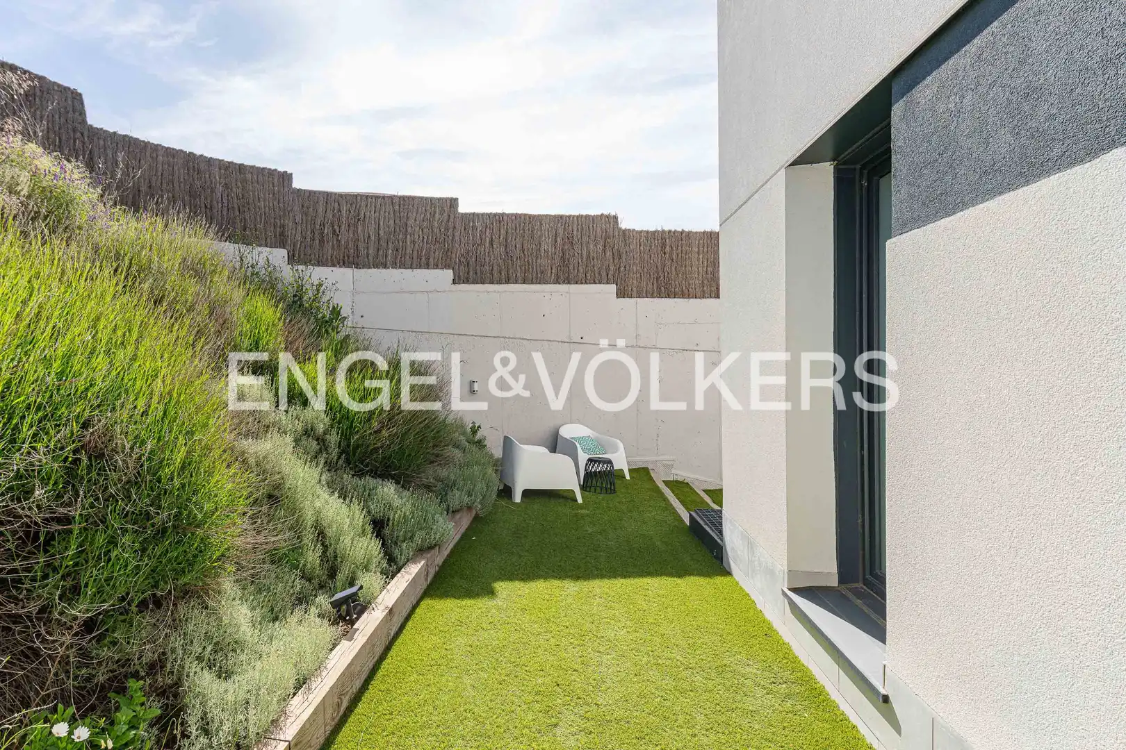 Terrassa de Casa o xalet en venda en Torrelodones amb Aire condicionat, Calefacció i Jardí privat