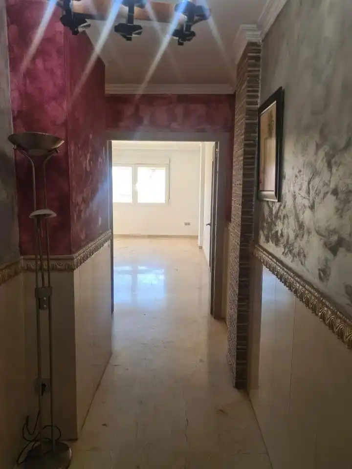 Piso en venta en Melilla con Terraza y Piscina comunitaria