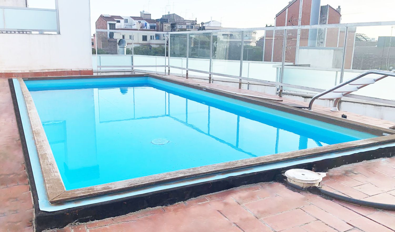 Piscina de Dúplex en venda en  Barcelona Capital amb Piscina i Microones