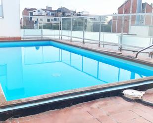 Swimming pool of Duplex for sale in  Barcelona Capital  with Swimming Pool and Microwave