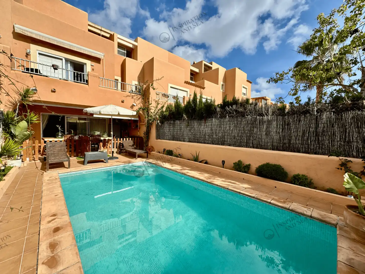 Exterior view of Duplexes for rent in Eivissa  with Air Conditioner, Heating and Terrace