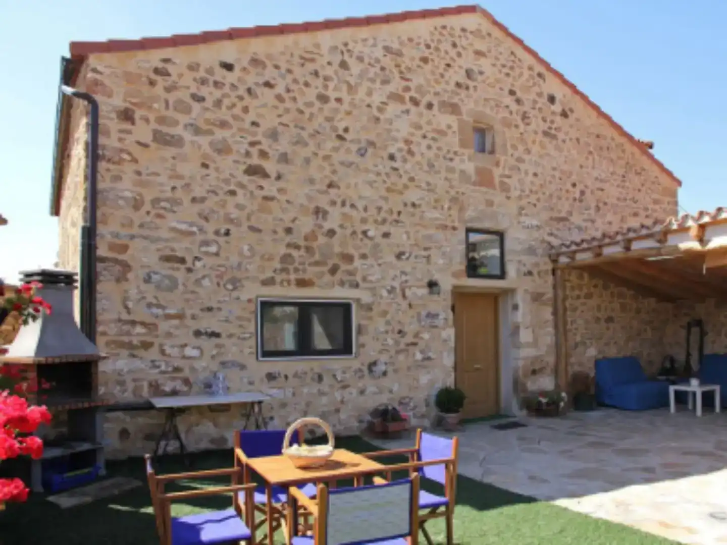 Terrace of Detached homes for sale in Almajano  with Furnished, Oven and Washing machine