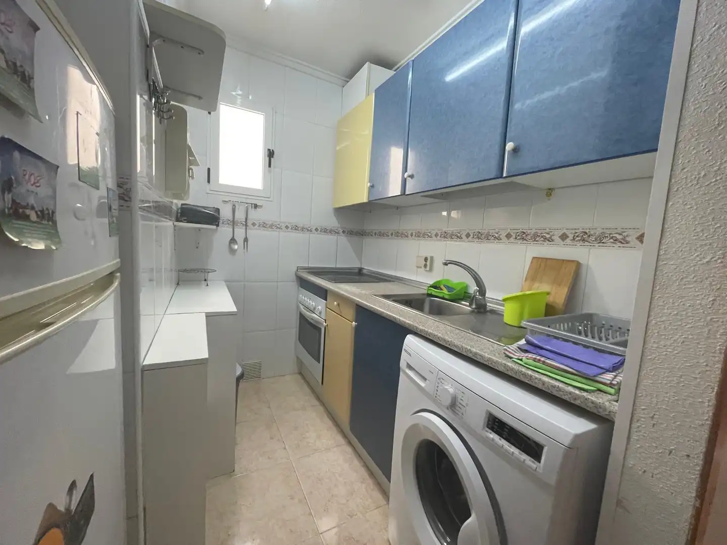 Küche von Wohnung zum Verkauf in Torrevieja mit Klimaanlage, Heizung und Terrasse