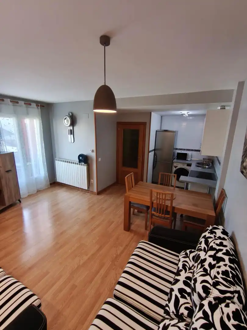 Piso con ascensor en venta en Valdepeñas, imagen 3