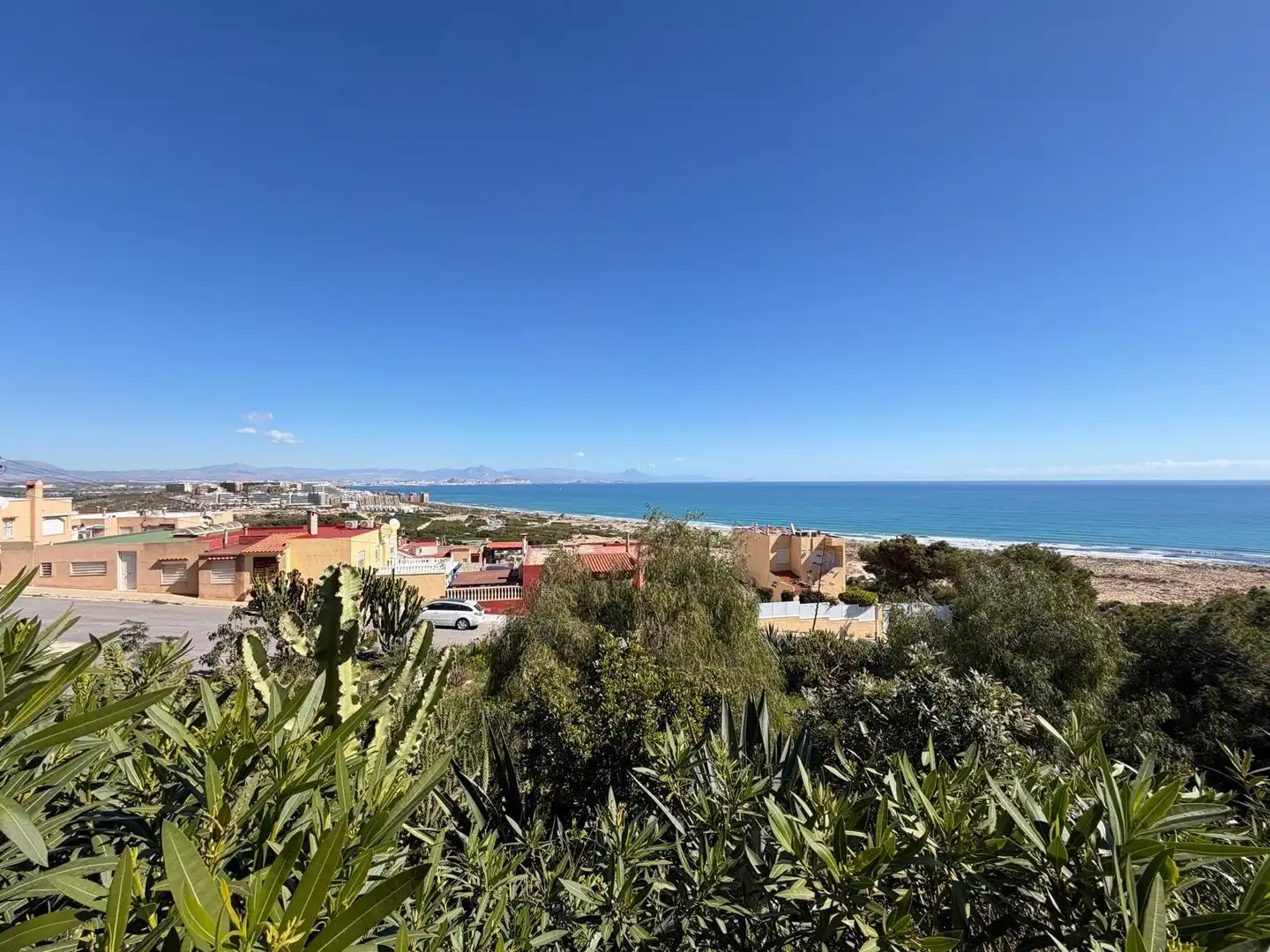 Vista exterior de Casa adosada en venda en Santa Pola amb Aire condicionat, Calefacció i Terrassa