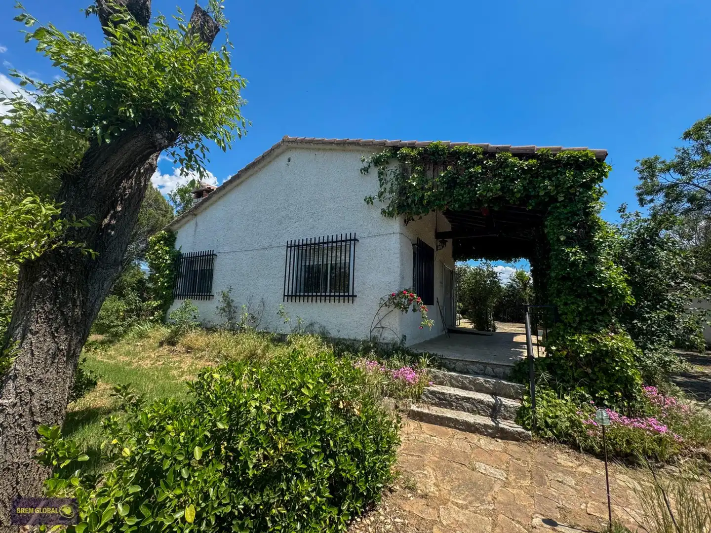 Vista exterior de Casa o chalet en venta en Buitrago del Lozoya con Calefacción, Jardín privado y Trastero
