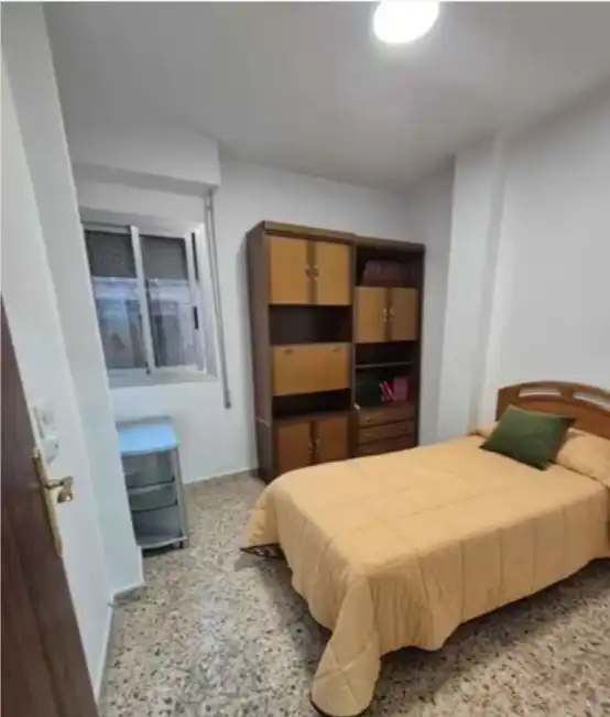 Habitación de Piso en venta en La Pobla Llarga con Horno y Balcón