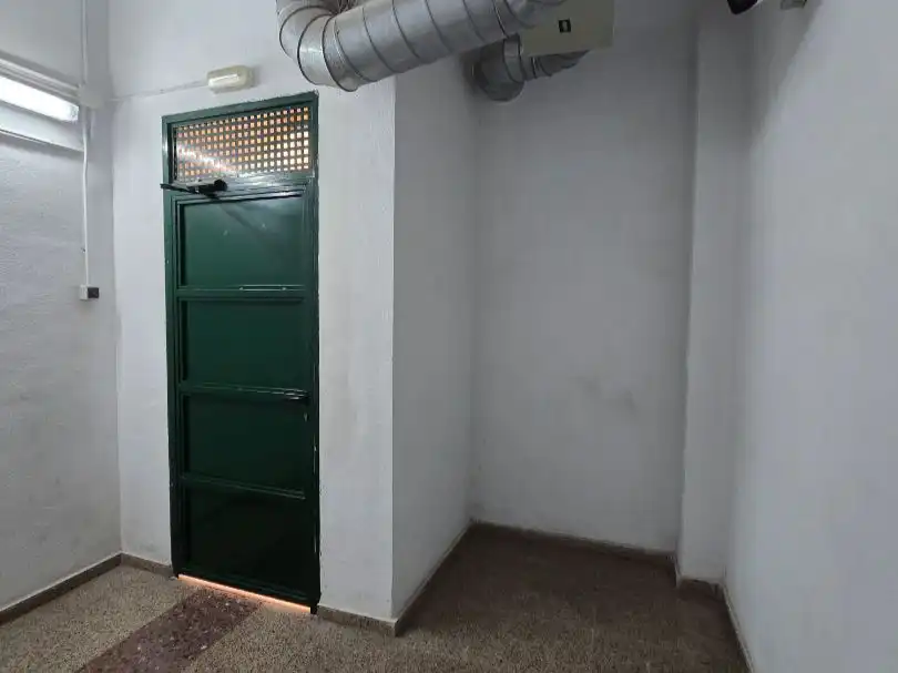 Garage for rent in Alicante / Alacant