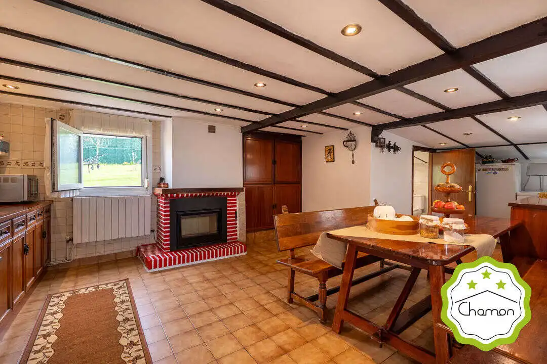 Esszimmer von Country house zum Verkauf in Erandio mit Heizung, Privatgarten und Terrasse
